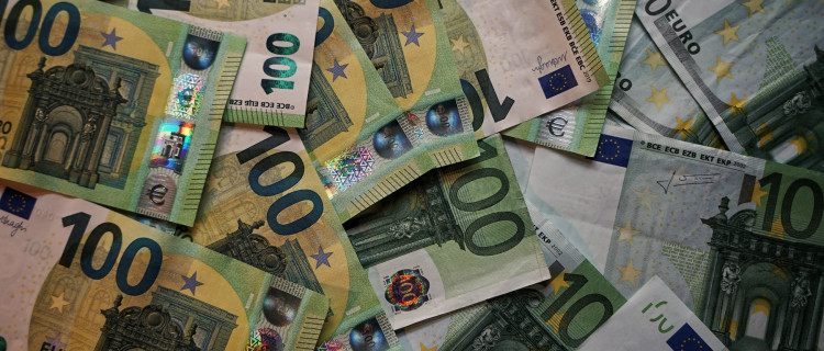 Vymáhanie pohľadávok: Detektív vs. vymáhacia firma - Kto vám pomôže lepšie?